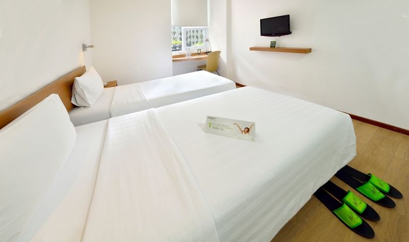 Whiz Hotel Malioboro Yogyakarta Exterior photo